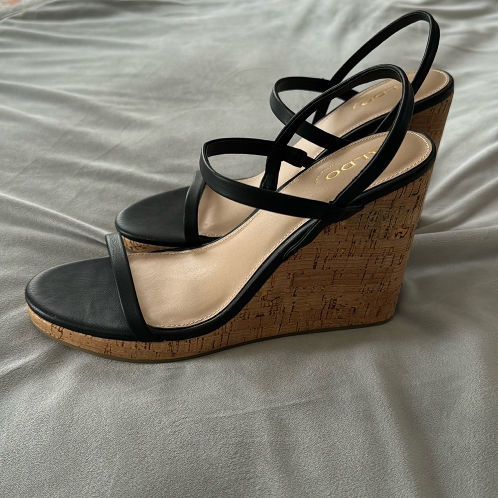 Aldo Black and Tan Wedge Sandals